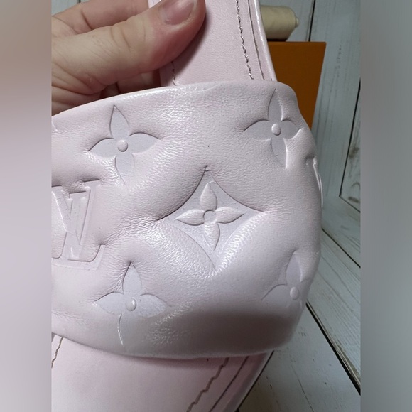 Louis Vuitton Lambskin Embossed Monogram Revival Sandals Pink Sz 38 / 8 - Picture 7 of 16